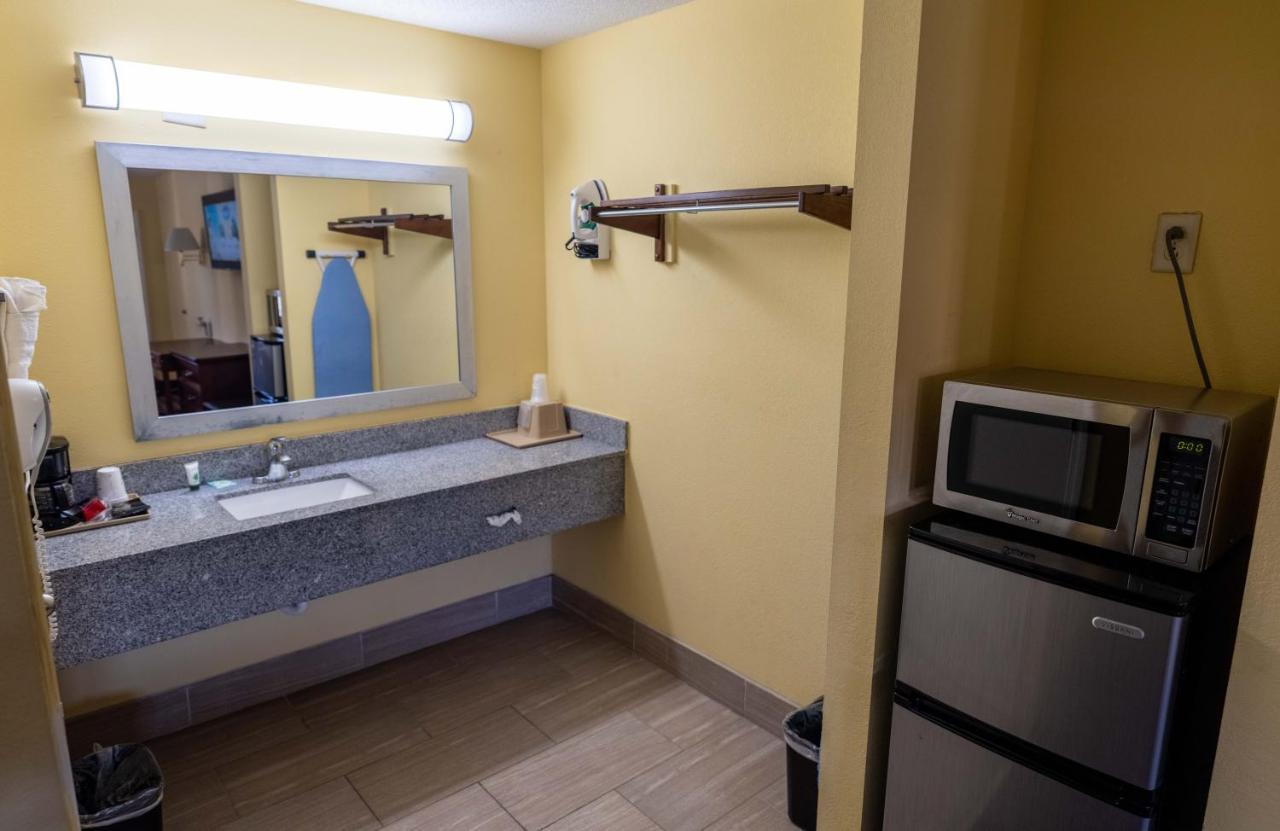 Loyalty Inn Hawkinsville Dış mekan fotoğraf