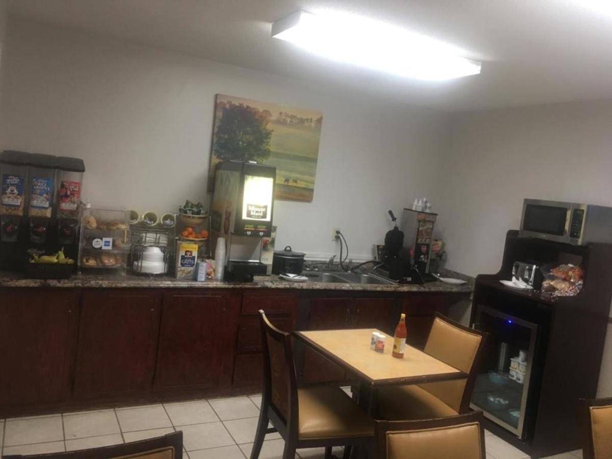 Loyalty Inn Hawkinsville Dış mekan fotoğraf